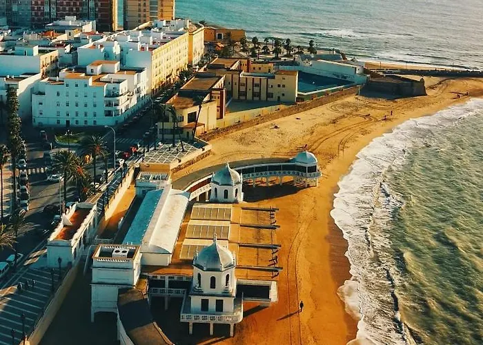 Апартаменты El Atico De Botica Кадис