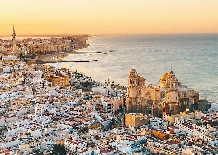 Апартаменты El Atico De Botica Кадис